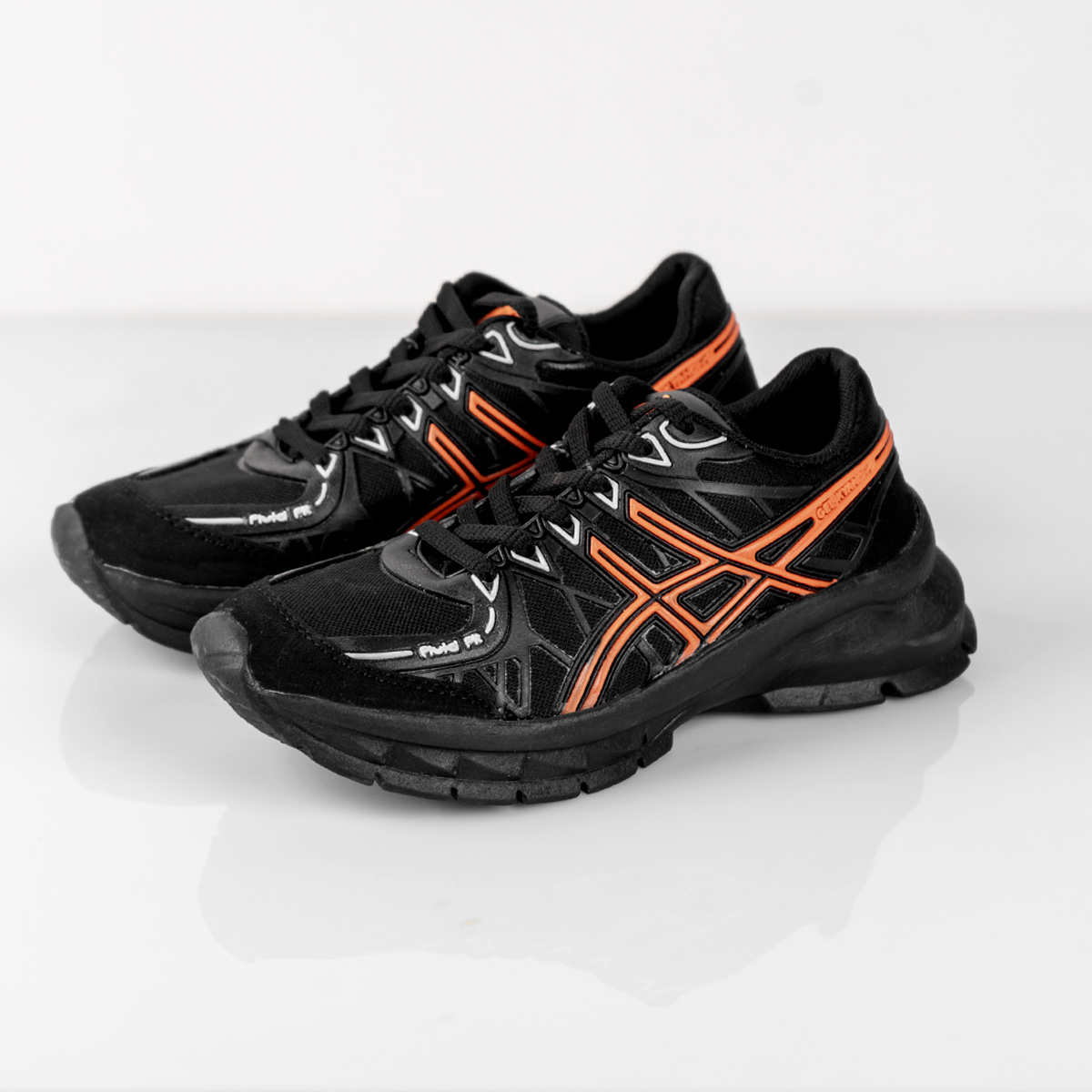 کفش ورزشی Asics زنانه مشکی نارنجی مدل Tina